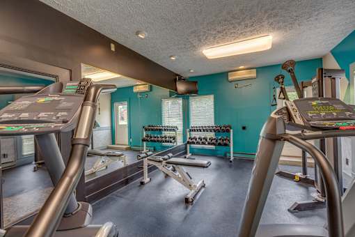 East Lansing Apartments near Michigan State University | Woodbrook Village Apartments