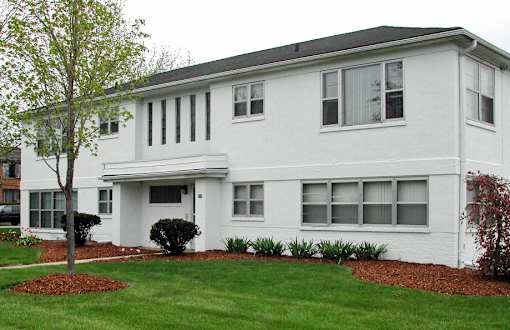 Exterior at White House Apartments in Lansing, MI
