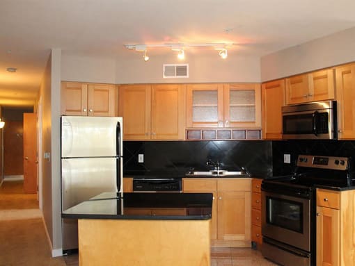 Fully Equipped Kitchen at Stonebridge Waterfront, Cleveland