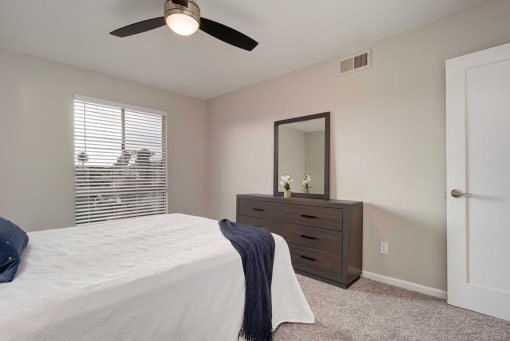 King-Sized Bedrooms at Los Robles Apartments, Pasadena