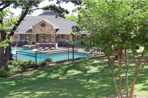 Pool And Green Space at Southgate Glen, Texas