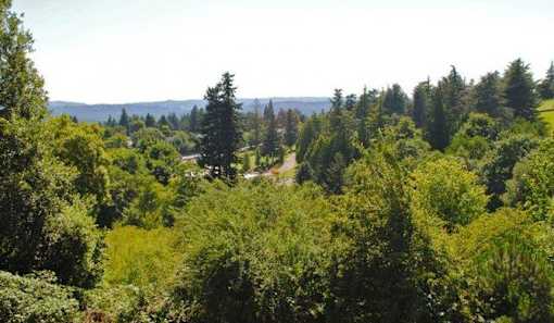 at Commons at Sylvan Highlands Apartments, Oregon