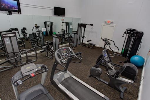Modern Fitness Center at Commons at Avalon Park Apartments, Tigard, Oregon