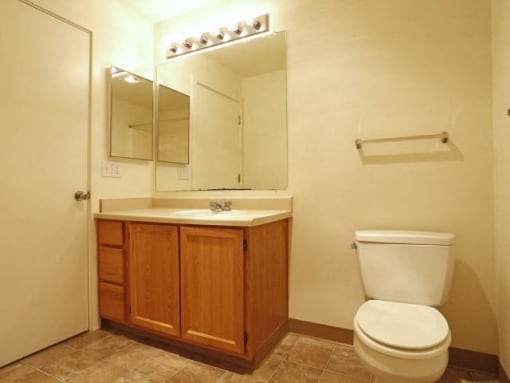 Bathroom with vanity at CRESTVIEW COMMONS LP, Oregon