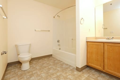 Bathroom at Redwood Commons Apartments, McMinnville, OR