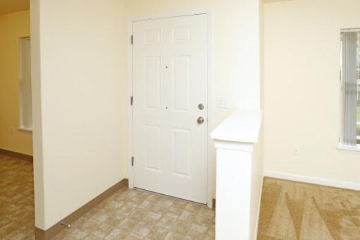 Entry at Redwood Commons Apartments, McMinnville, Oregon