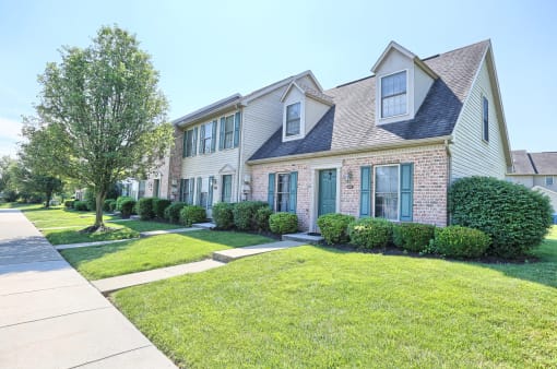 Mechanicsburg Apt Rentals | Rockledge Townhomes in Mechanicsburg | PMI |