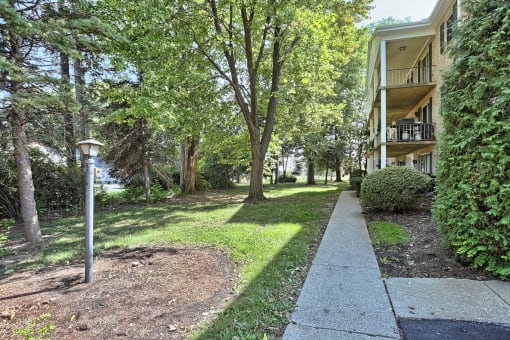 Camp Hill Apartment Homes | Conodoguinet Creek View Apartments | Property Management, Inc.