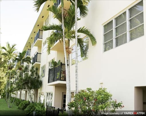 Exterior of Apartments at Crystal Lake