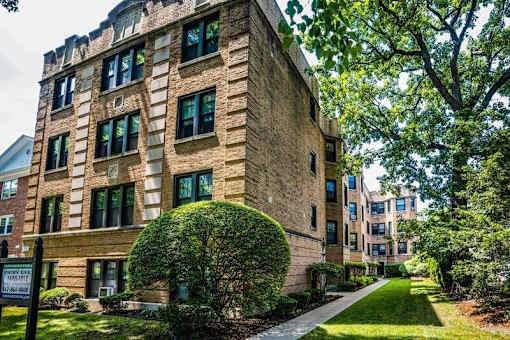 1406 Elmwood