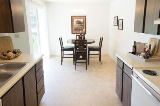 Sage Creek Apartments_Kennewick WA_Apartment  Kitchen and Dining Room