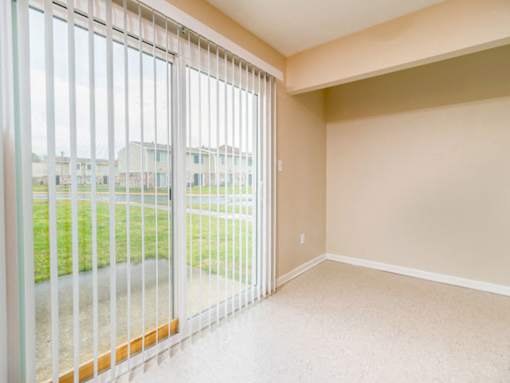 Buckroe Pointe Apartments and Townhomes doors