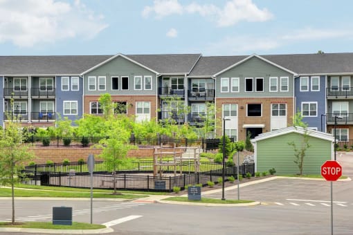 Whetstone Flats Apartments in Nashville, TN