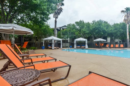 north austin apartments with lounge area near the swimming pool