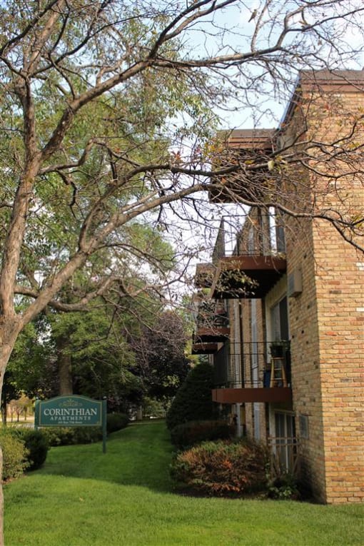 Corinthian Apartments exterior
