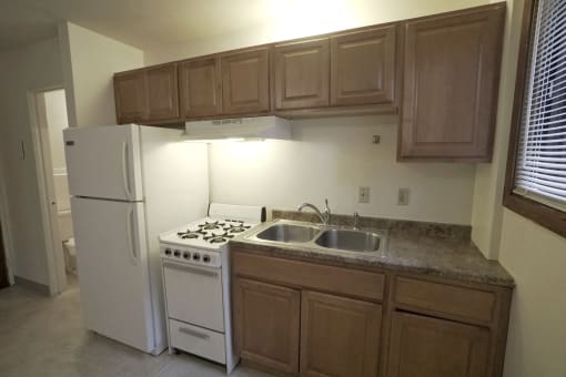 Minnehaha Apartments studio, Minneapolis, Minnesota
