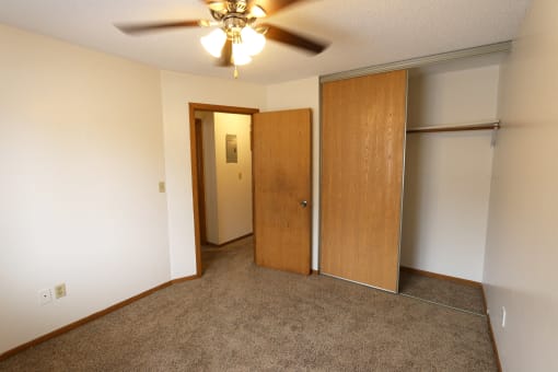 Van Dyke Apartments, St. Paul, Minnesota