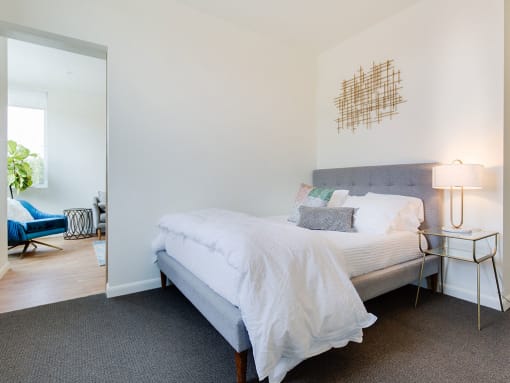 Beautiful Bright Bedroom at Watercooler, Boise, 83702