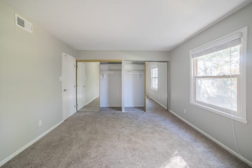 Unfurnished apartment with window at Barrington Estates Apartments, Indianapolis, IN, 46260