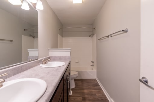 Luxurious Bathroom at Barrington Estates Apartments, Indianapolis, IN