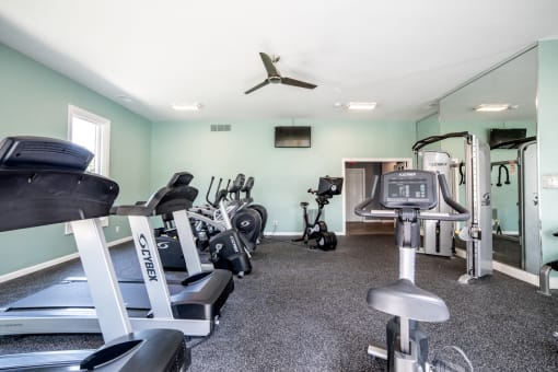 Gym at Barrington Estates Apartments, Indiana
