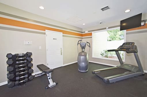 Fitness Center at 555 Mansell, Roswell