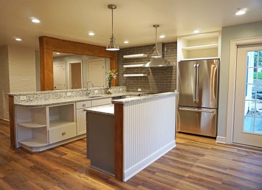 Walker House - Suite 1 Kitchen