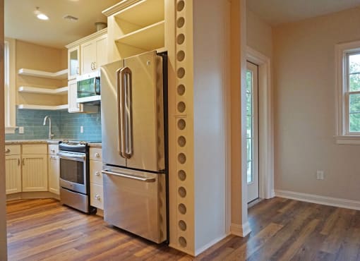 Walker House - Suite 2 Kitchen