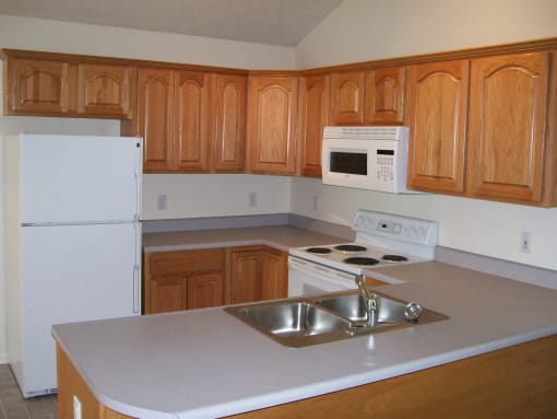 Spacious Kitchen at Stone Hedge Village Townhouses, Farmington, NY
