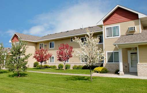 Lakeville Court Building