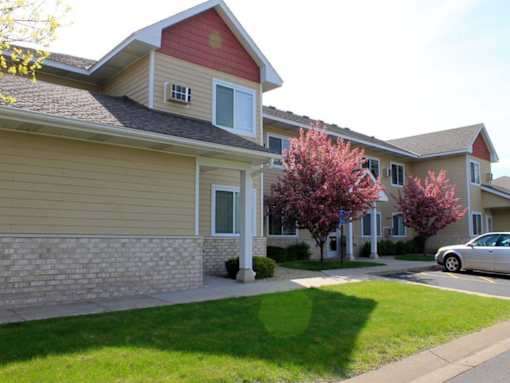 Lakeville Court Building
