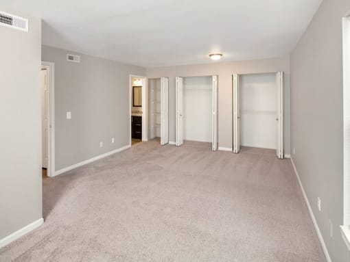 apartments in Howell MI with lots of closet space