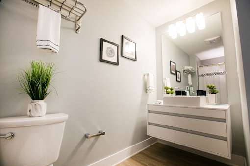 Vanity Lighting in Bathroom
