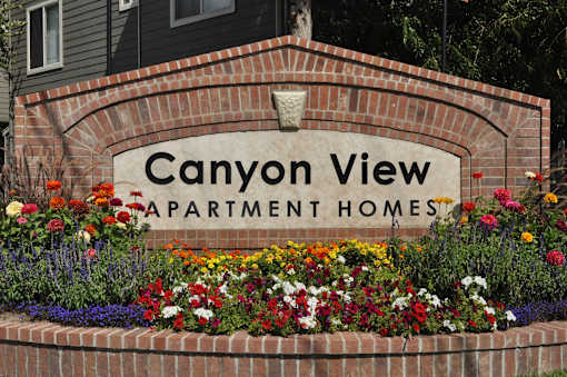 Orem, Utah Canyon View Apartments sign