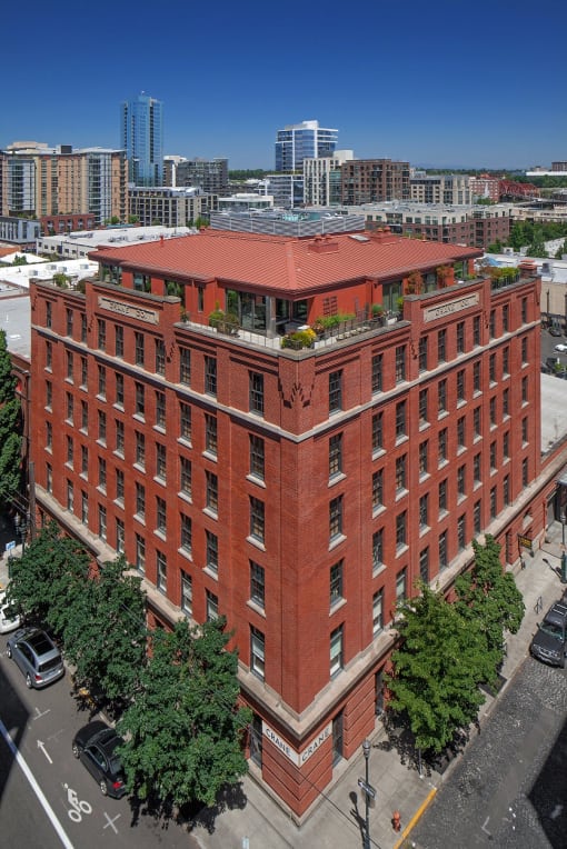 Portland, OR Crane Flats and Lofts Exterior