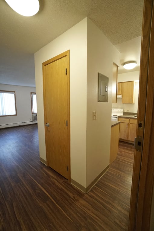 Rolling Hills apartments studio, St. Paul, Minnesota