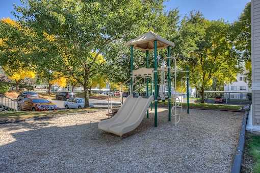 Playground at Oak Hill Apartments, Portland