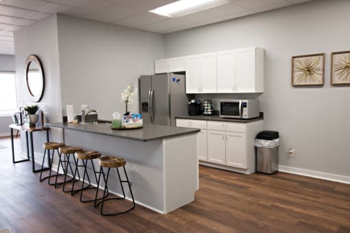 Community Clubroom at Tara Heights in Papillion, NE