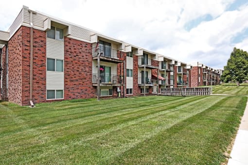 One and two bedroom apartment homes at Tara Heights in Papillion, NE