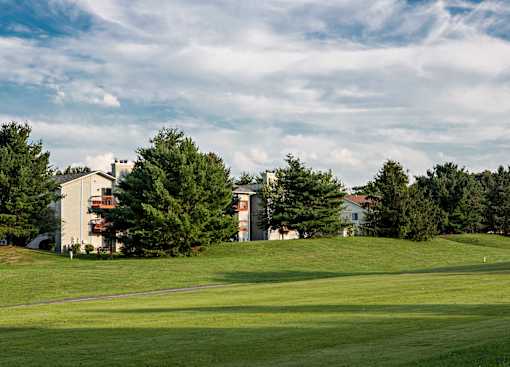 Ground with grass at Quail Ridge, Plainsboro Township