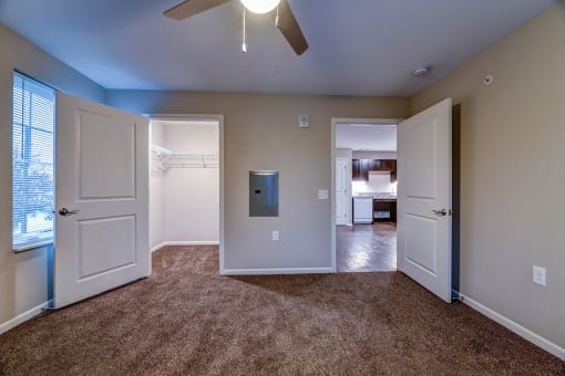 Floor plan 2 bedroom