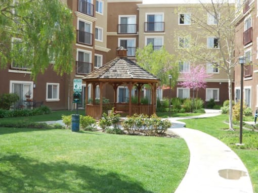 Gazebo at CANYON COUNTRY SENIOR, Santa Clarita