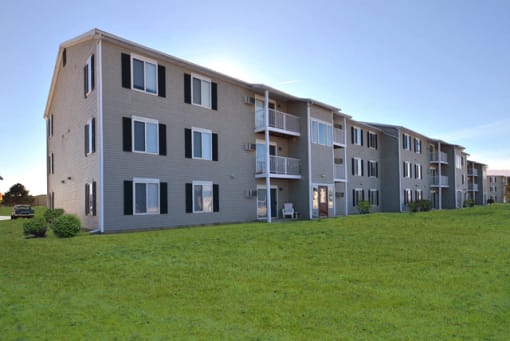 Lush Green Outdoors at Custer Estates Apartments, Monroe, MI