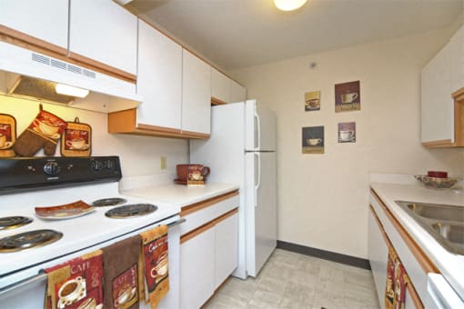 Kitchen at Grissom Estates Apartments in Cicero,  IN  46034