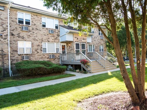 Lush Green Outdoor at Brookwood at Oakdale 55+, Oakdale