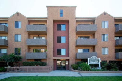 Elegant Exterior View Of Property at 3745 Glendon Avenue, California, 90034