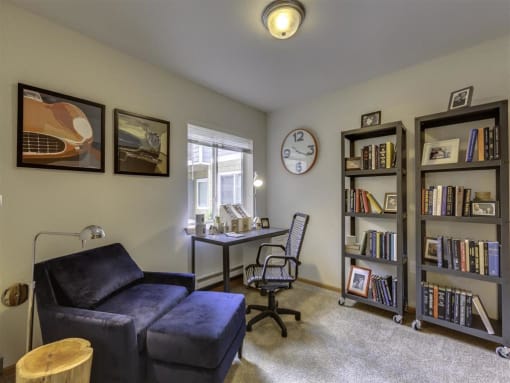 furnished den at Quilceda Creek, Marysville