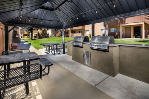 BBQ Grilling Stations