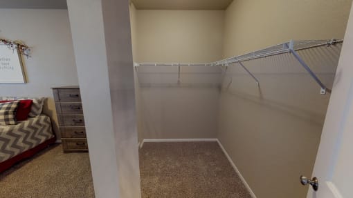 Large Closets at Cascades of Mandan, North Dakota, 58554