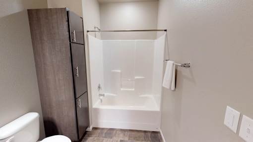 shower, linen closet, moorhead apartment